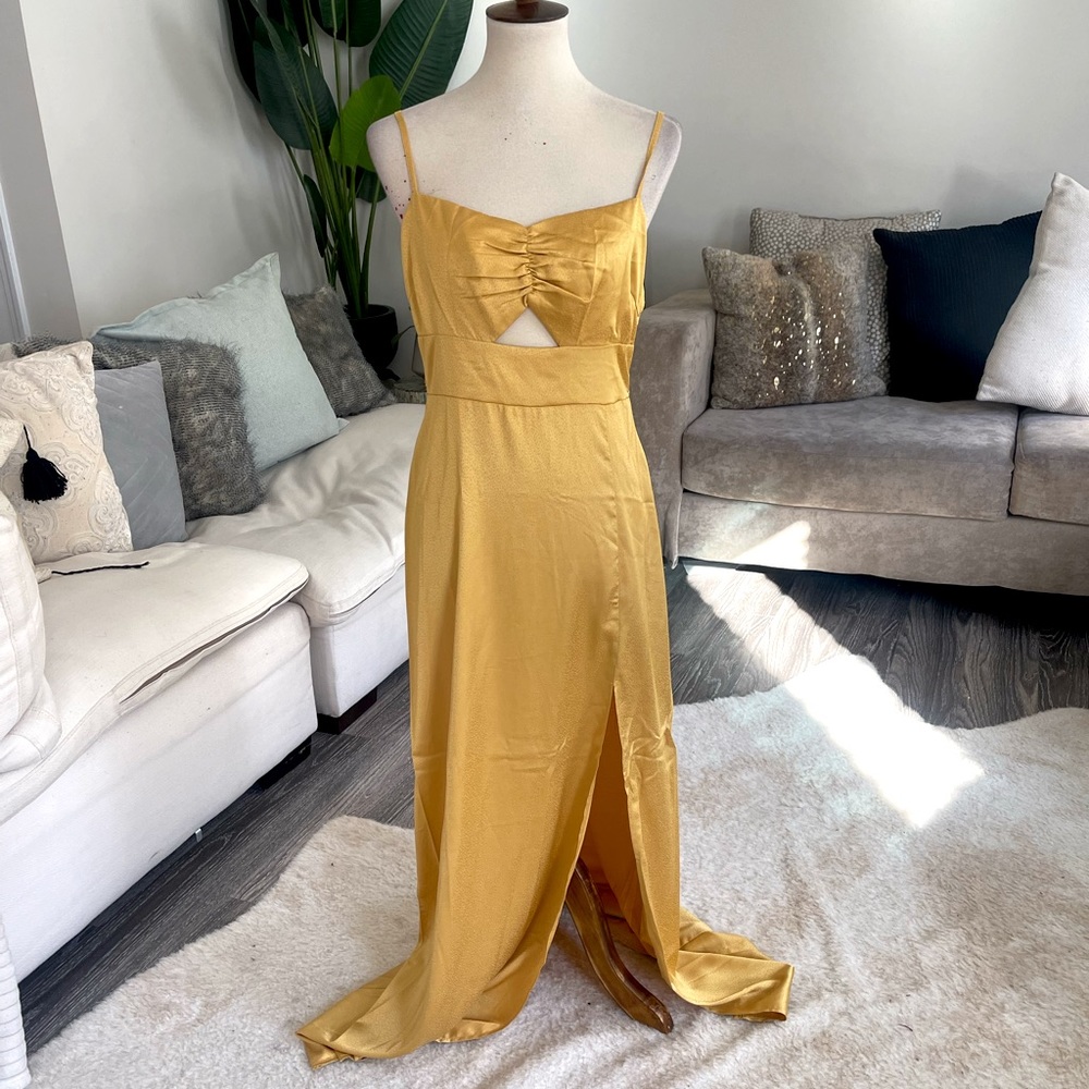 Lulus gold maxi dress